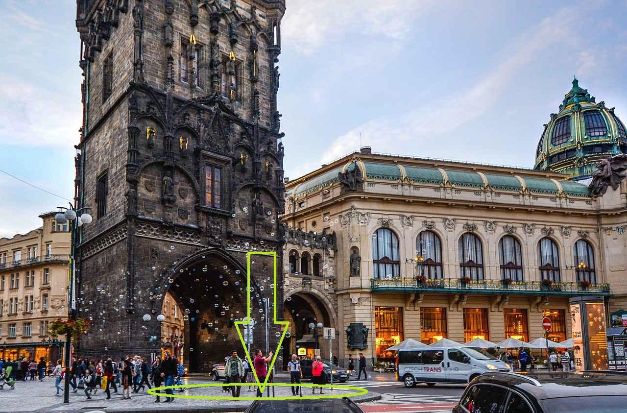 En la Torre de la Pólvora, Plaza de la República (Náměstí Republiky)(recorridos en inglés)