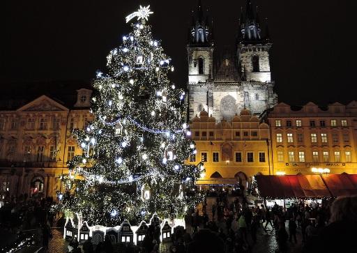 ⭐️ Prague Christmas Market Free Tour