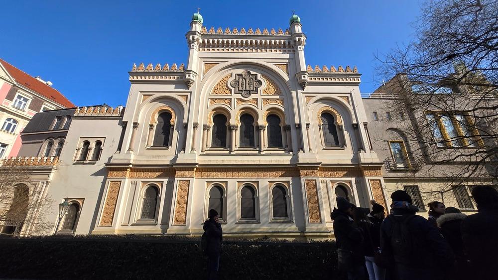 Prague Jewish Quarter: History and What to See